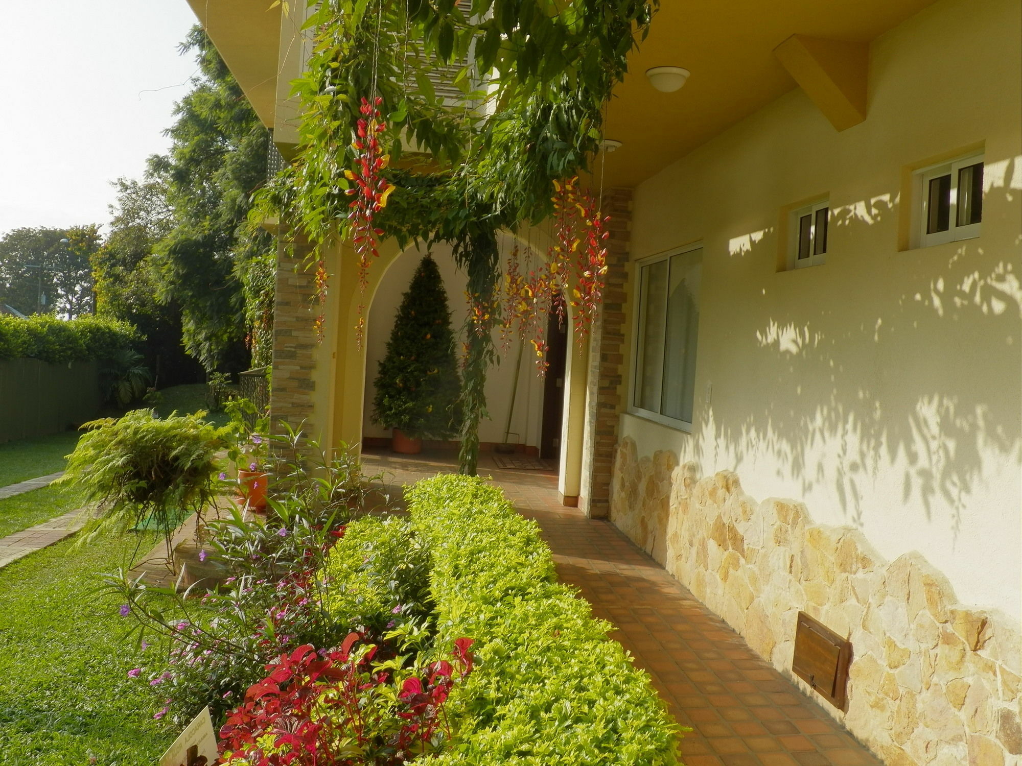 Hotel Campestre Santa Monica Pance Кали Экстерьер фото